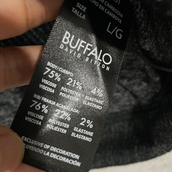 NEW Buffalo David Bitton Womens L Black V-Neck Lightweight Sweater - Picture 6 of 7